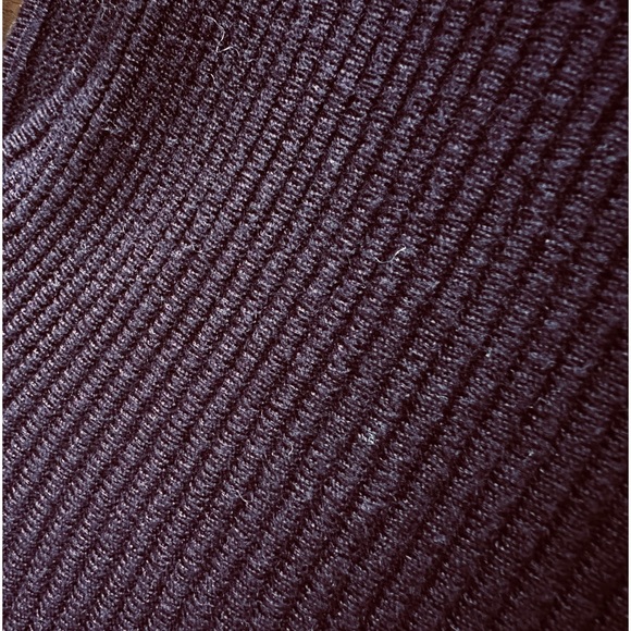 Dynamite Ribbed Mockneck Plum Sweater - Size Small - Picture 6 of 6